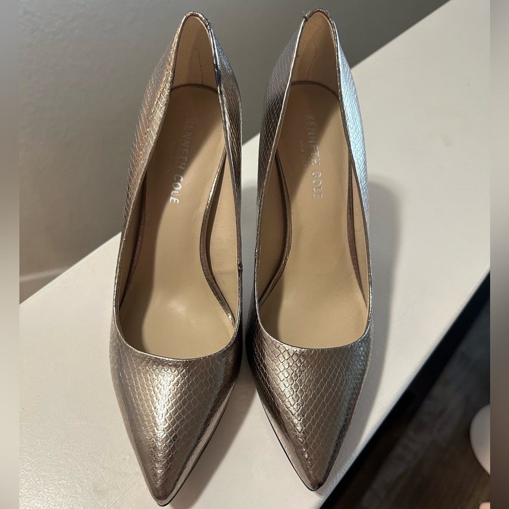 Kenneth Cole - Riley 85 basic